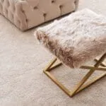 Altın Çapraz Ayaklı Peluş Puf - Görsel 3